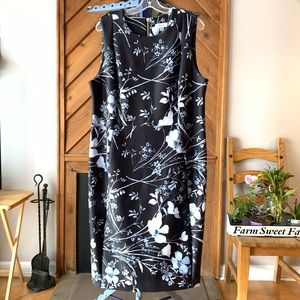 Calvin Klein dress 16W Black dress florals